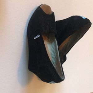 Corduroy wedge peep toe Toms